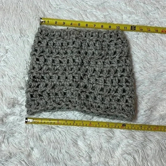 Merino Bubble Fluff Cowl In Gray - Picture 4 of 6